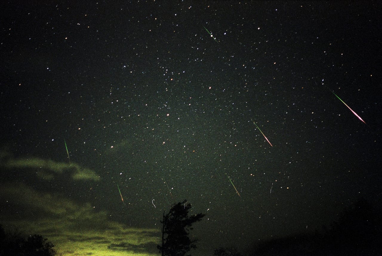 広島県 今夜 ８月１２日 ペルセウス座流星群 が見頃 おすすめの見方は 号外net 東広島市