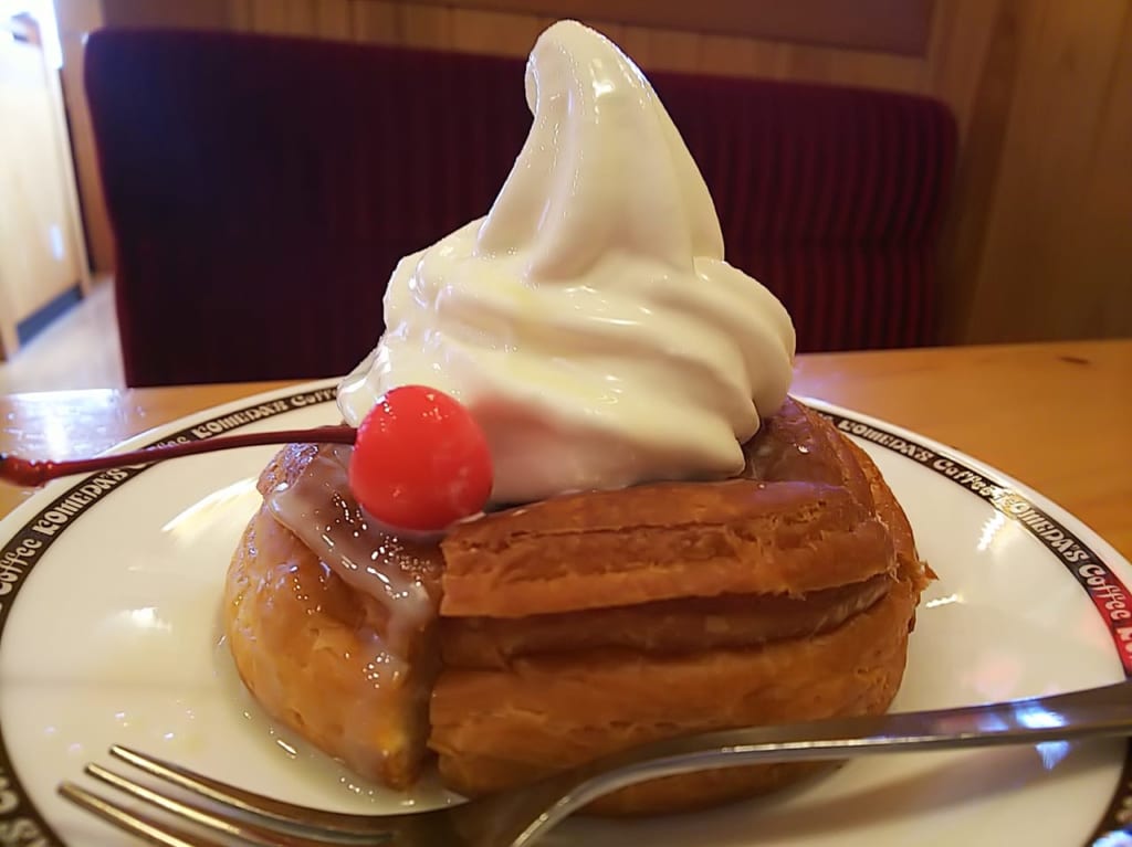 『コメダ珈琲店』シロノワール