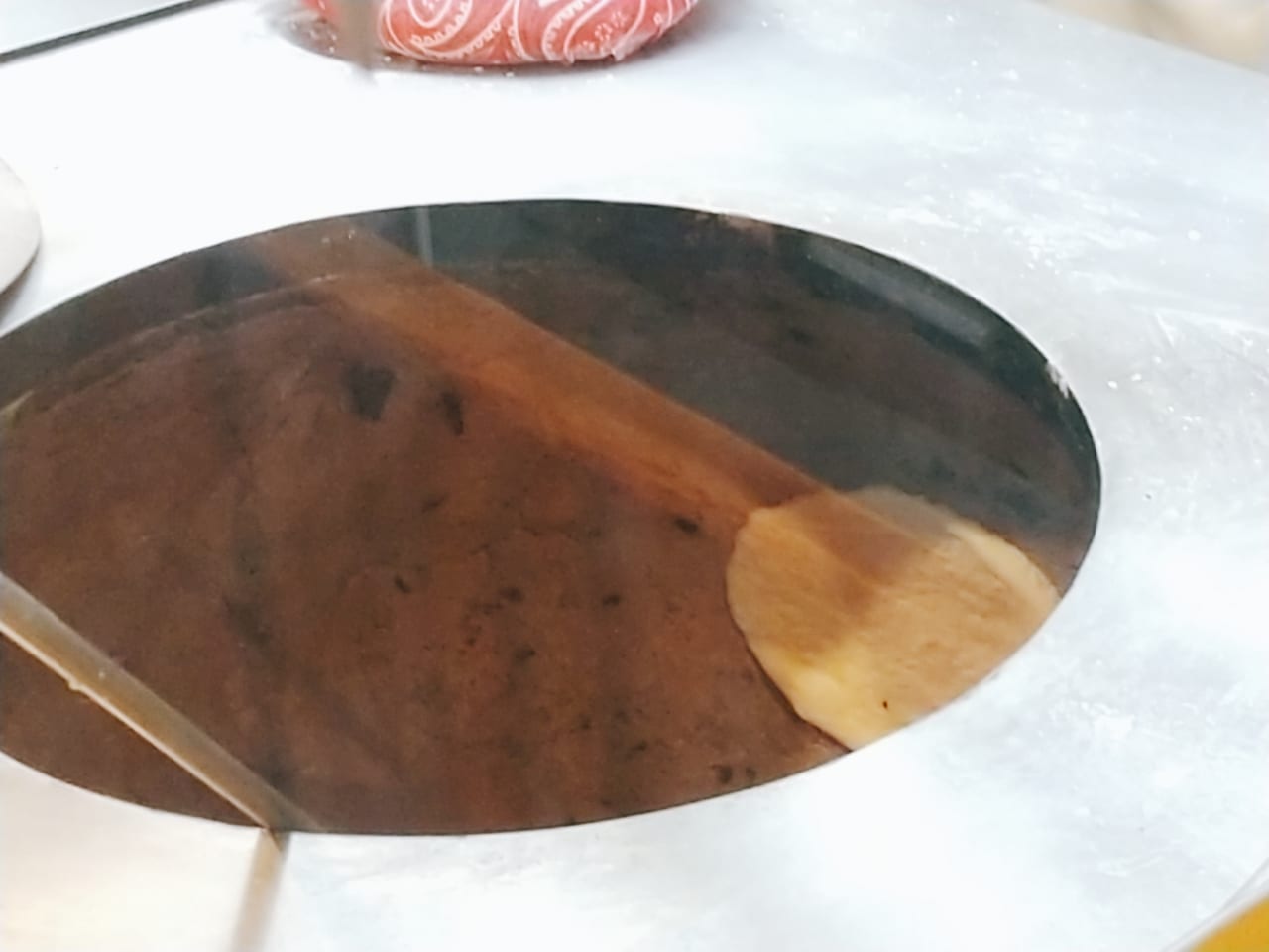 インド料理タンドール。窯で焼かれるナン