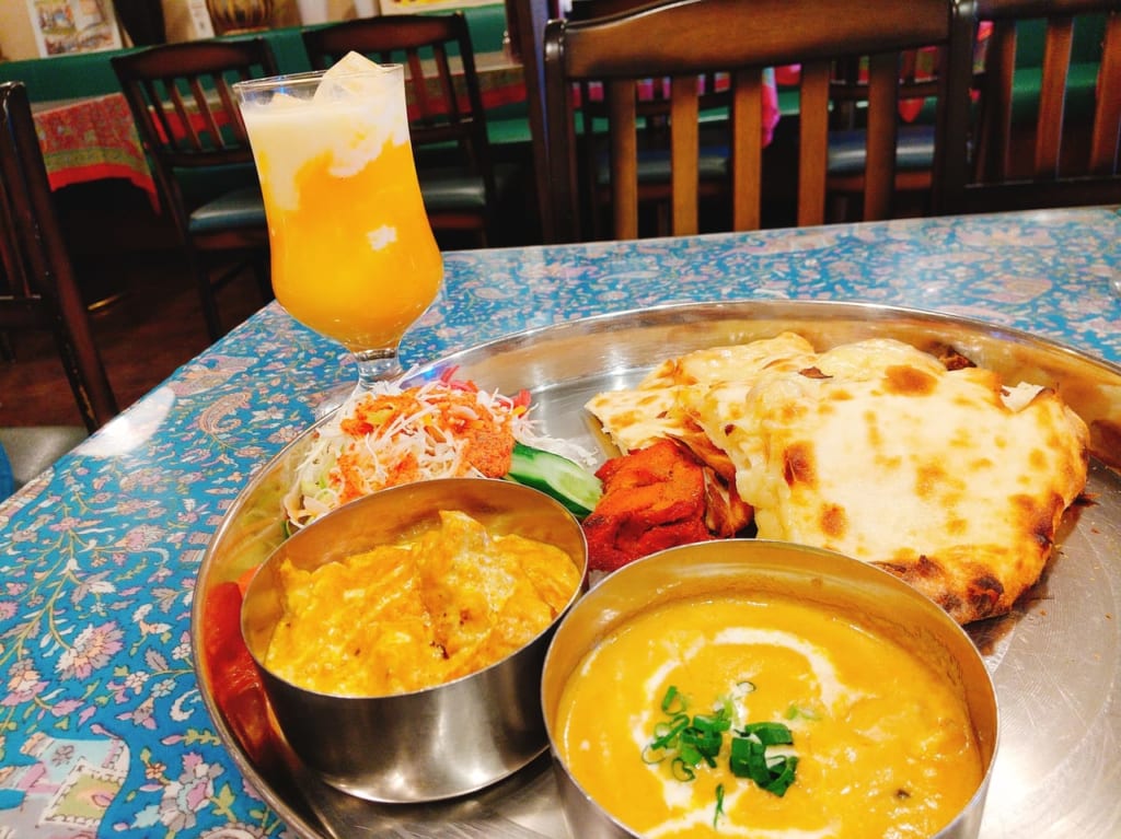 インド料理タンドールのセットカレー